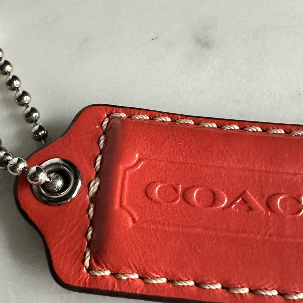 COACH Red XL Leather Keychain - circa 2010 - Picture 7 of 8